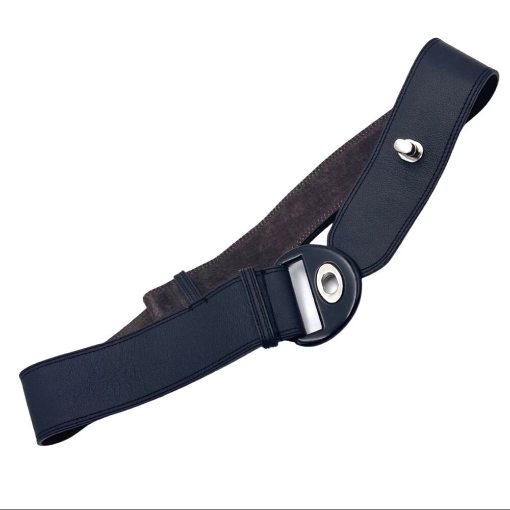STEVE MADDEN black leather adjustable length belt